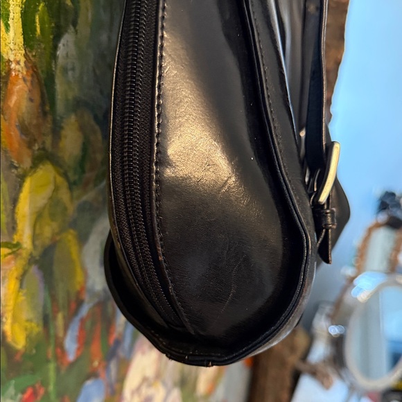 HOBO Black Leather Shoulder sling back/shoulder bag - Picture 7 of 16